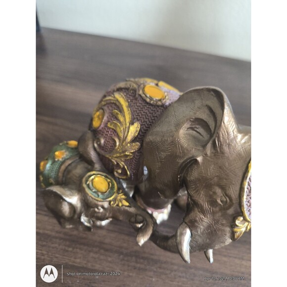 Alabastre European Style" Elephant & Baby Figurine - Picture 3 of 13